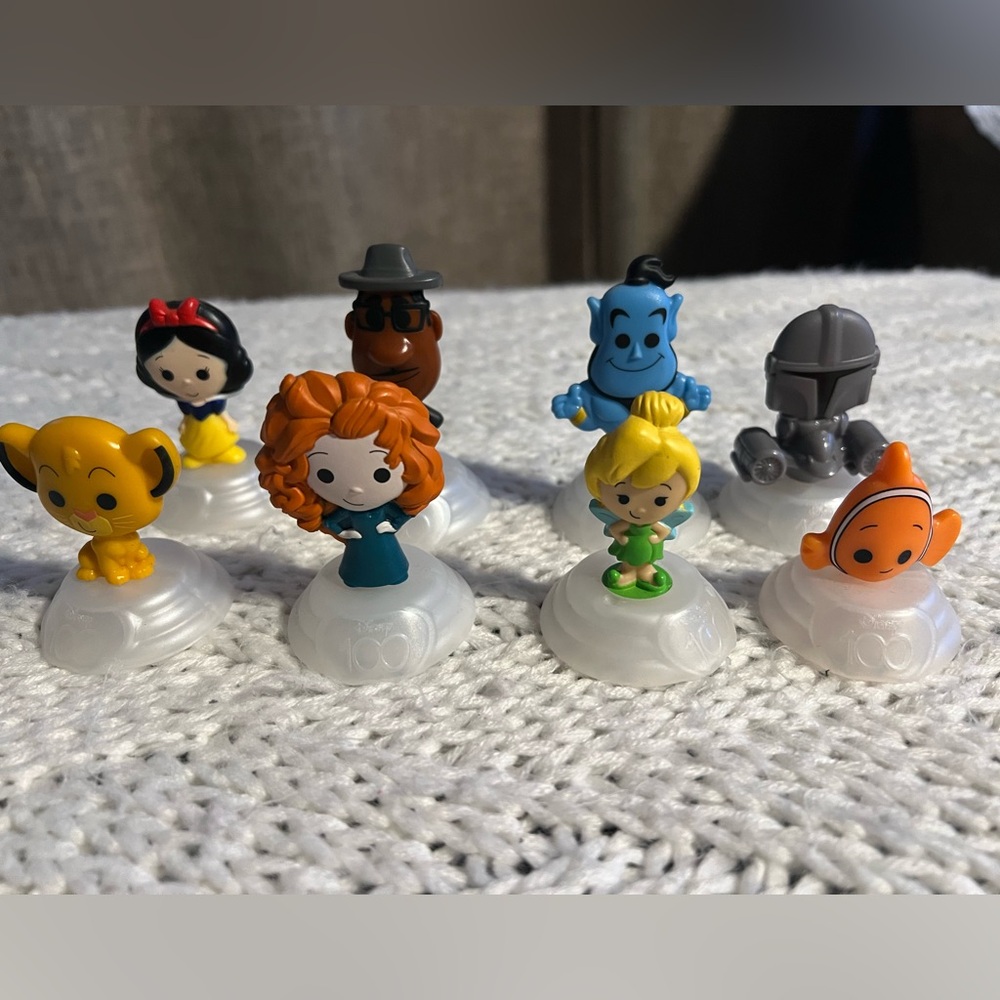 Disney 100 McDonald’s Toys Lot 8 Tinkerbell Genie Snow White Mandalorian Nemo